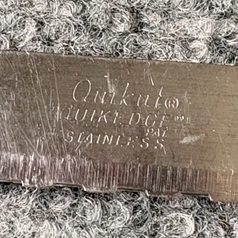 Vintage 60s Quikut Knives Lot of 2 Serrated Kitchen Bread &‎ Butter Utility USA